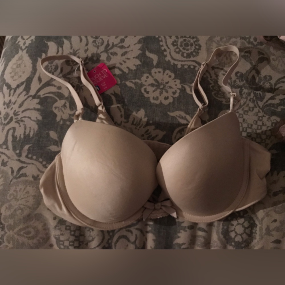 NWT Maidenform Beige Padded PushUp 34C Bra